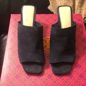❗️PRICE DROP❗️ZARA Navy Suede mules size 9